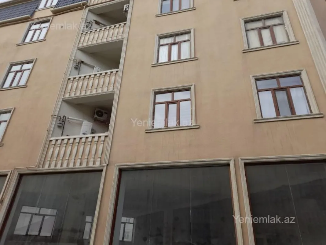 Satılır 1 otaqlı yeni tikili 42 m²