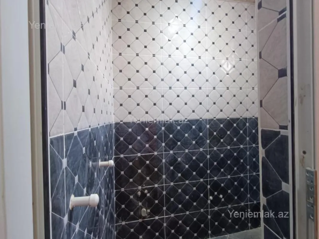 Satılır 4 otaqlı həyət evi 131 m²