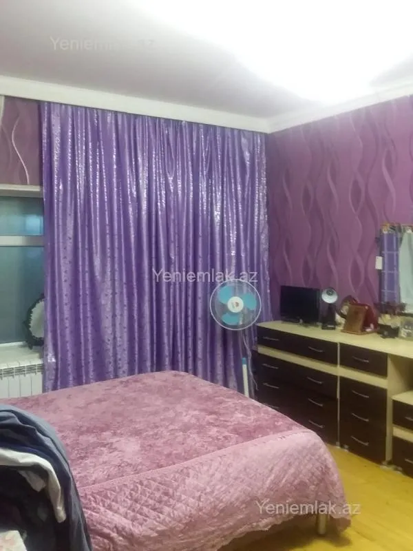 Satılır 7 otaqlı həyət evi 196 m²