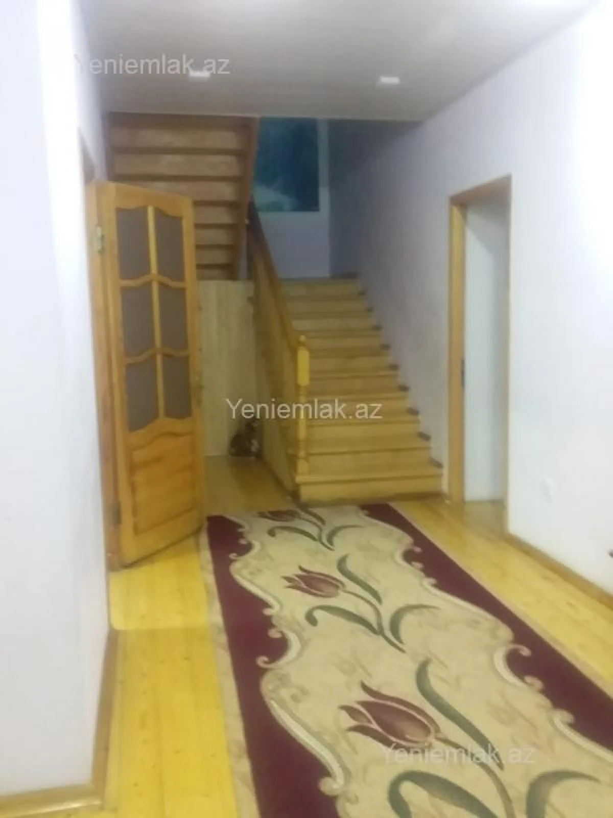 Satılır 7 otaqlı həyət evi 196 m²
