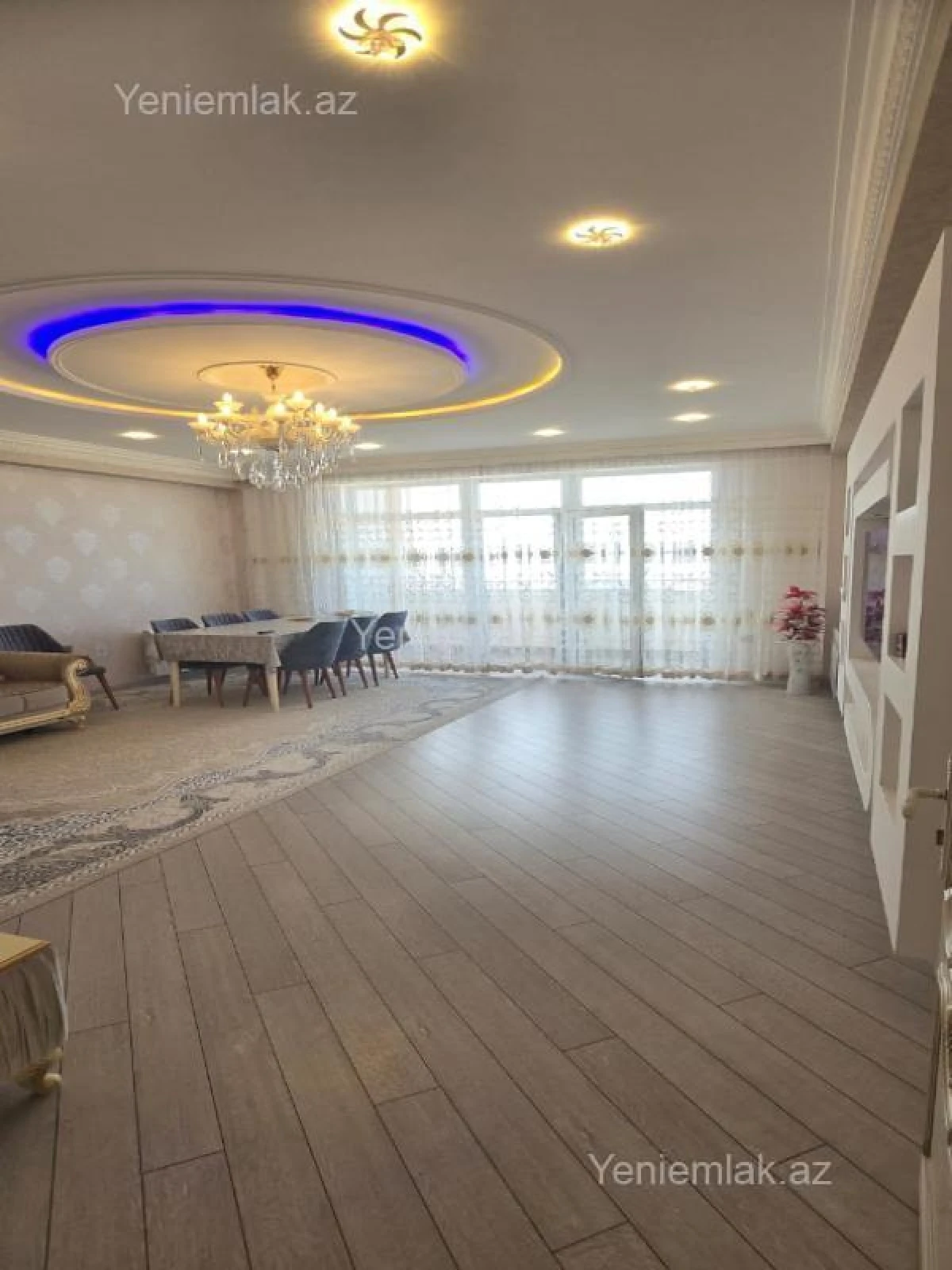 Satılır 3 otaqlı yeni tikili 147 m²