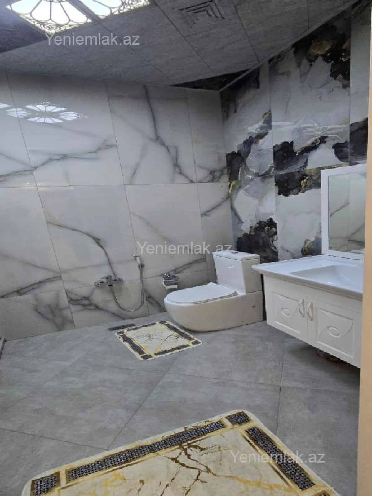 Satılır 3 otaqlı yeni tikili 147 m²