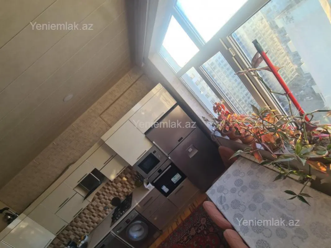 Satılır 2 otaqlı yeni tikili 90 m²