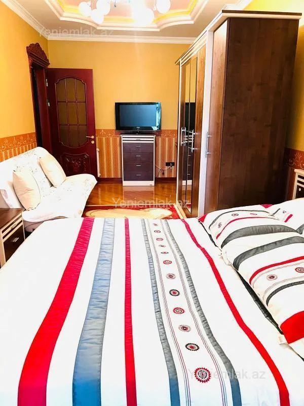 Satılır 4 otaqlı yeni tikili 153 m²