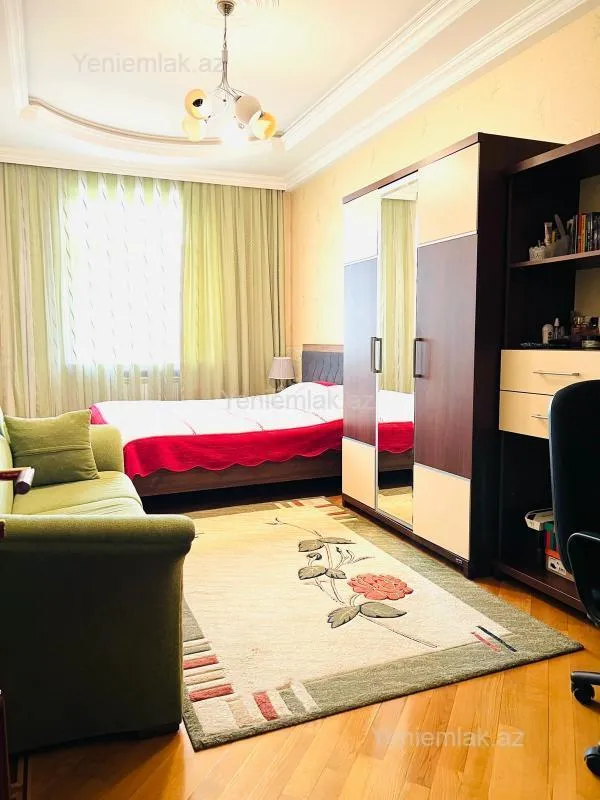 Satılır 4 otaqlı yeni tikili 153 m²