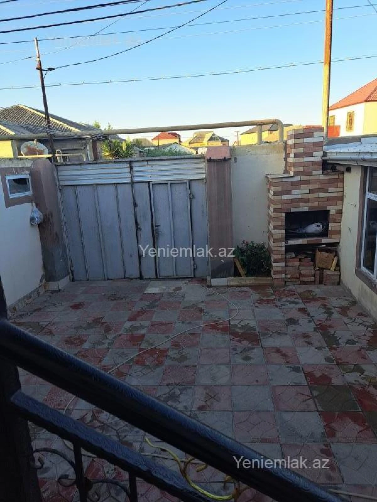 Satılır 4 otaqlı həyət evi 120 m²