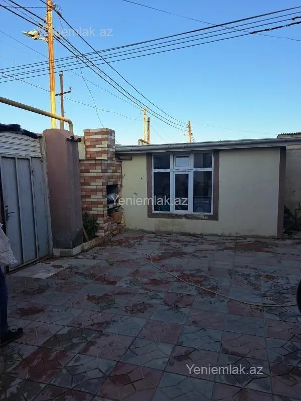 Satılır 4 otaqlı həyət evi 120 m²