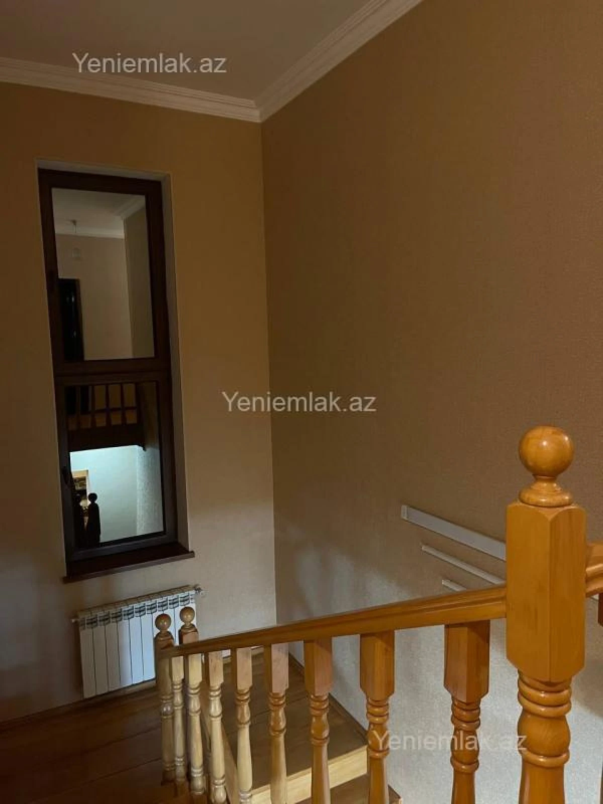 Satılır 5 otaqlı həyət evi 270 m²