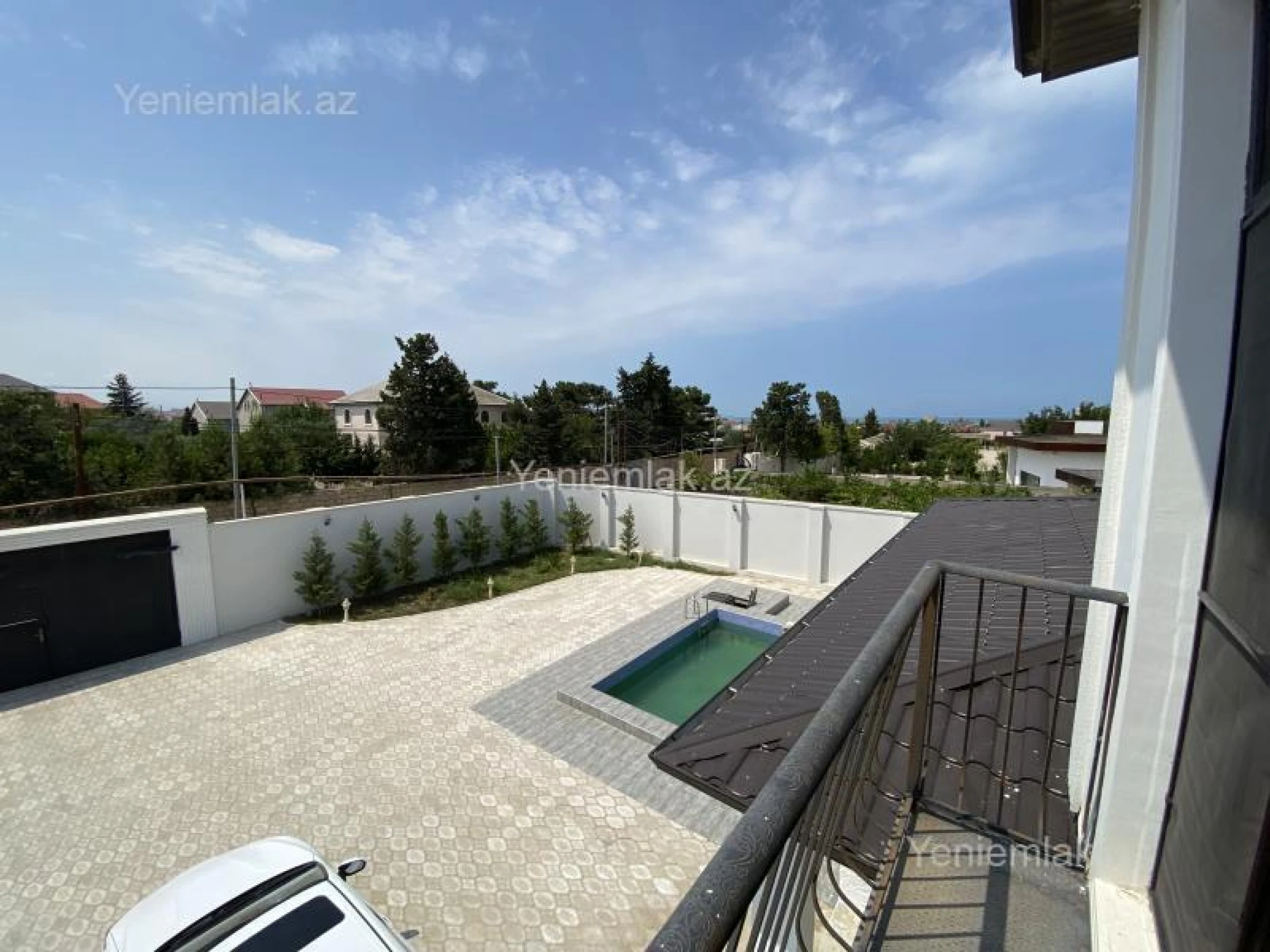 Satılır 5 otaqlı həyət evi 270 m²