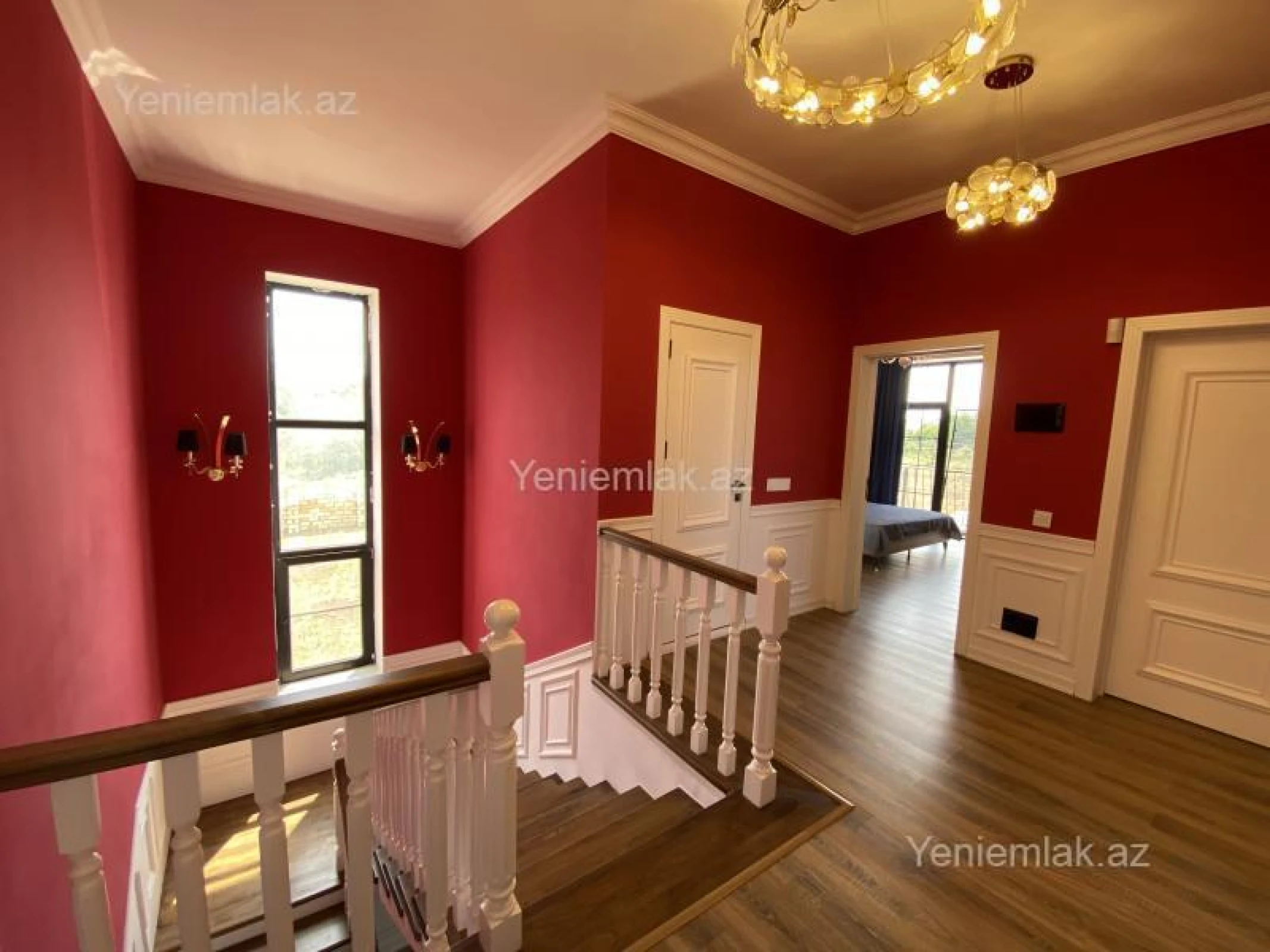 Satılır 5 otaqlı həyət evi 270 m²