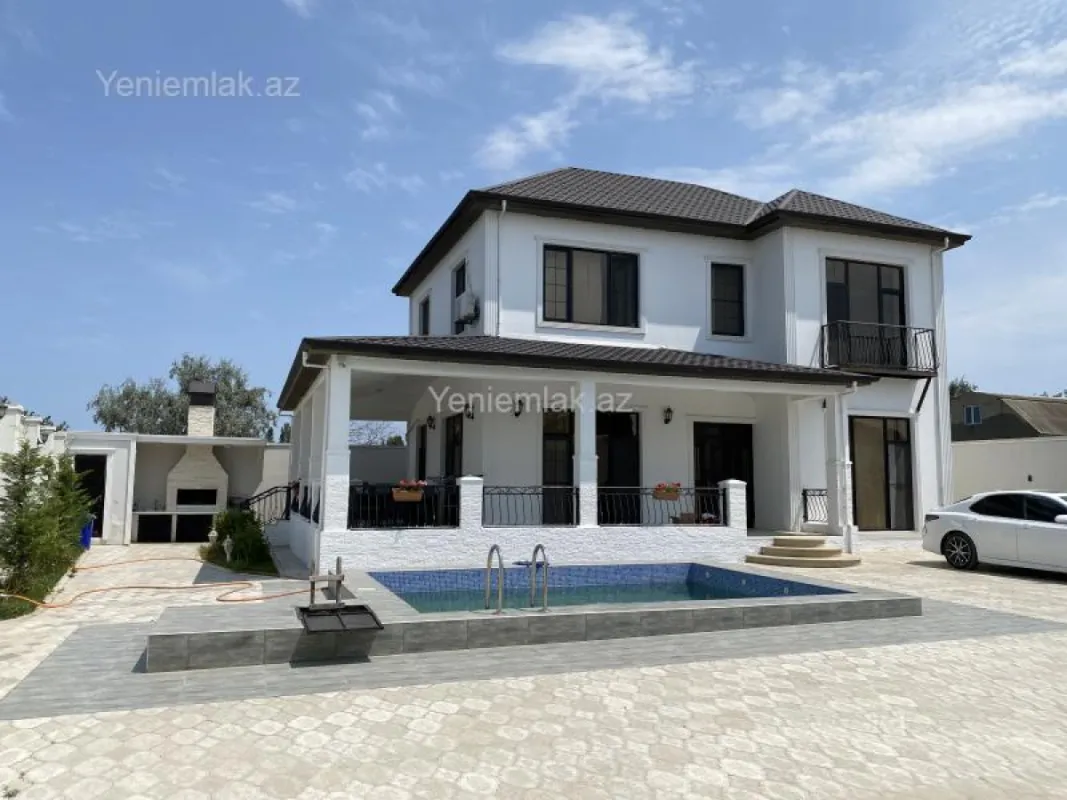 Satılır 5 otaqlı həyət evi 270 m²