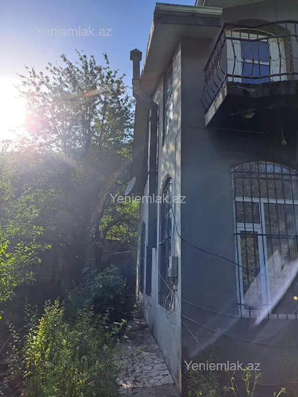 Satılır 4 otaqlı həyət evi 170 m²