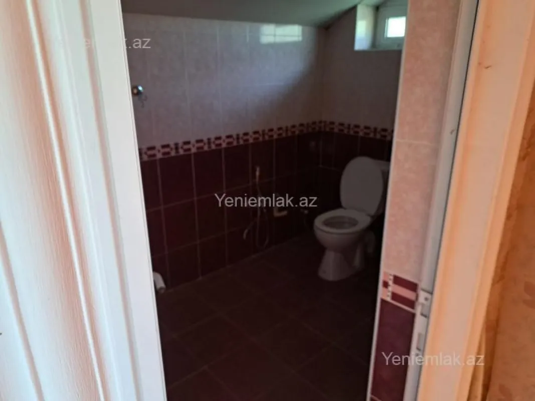 Satılır 4 otaqlı həyət evi 170 m²