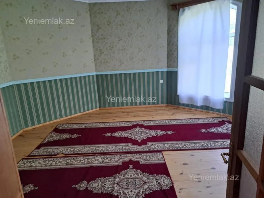 Satılır 4 otaqlı həyət evi 170 m²