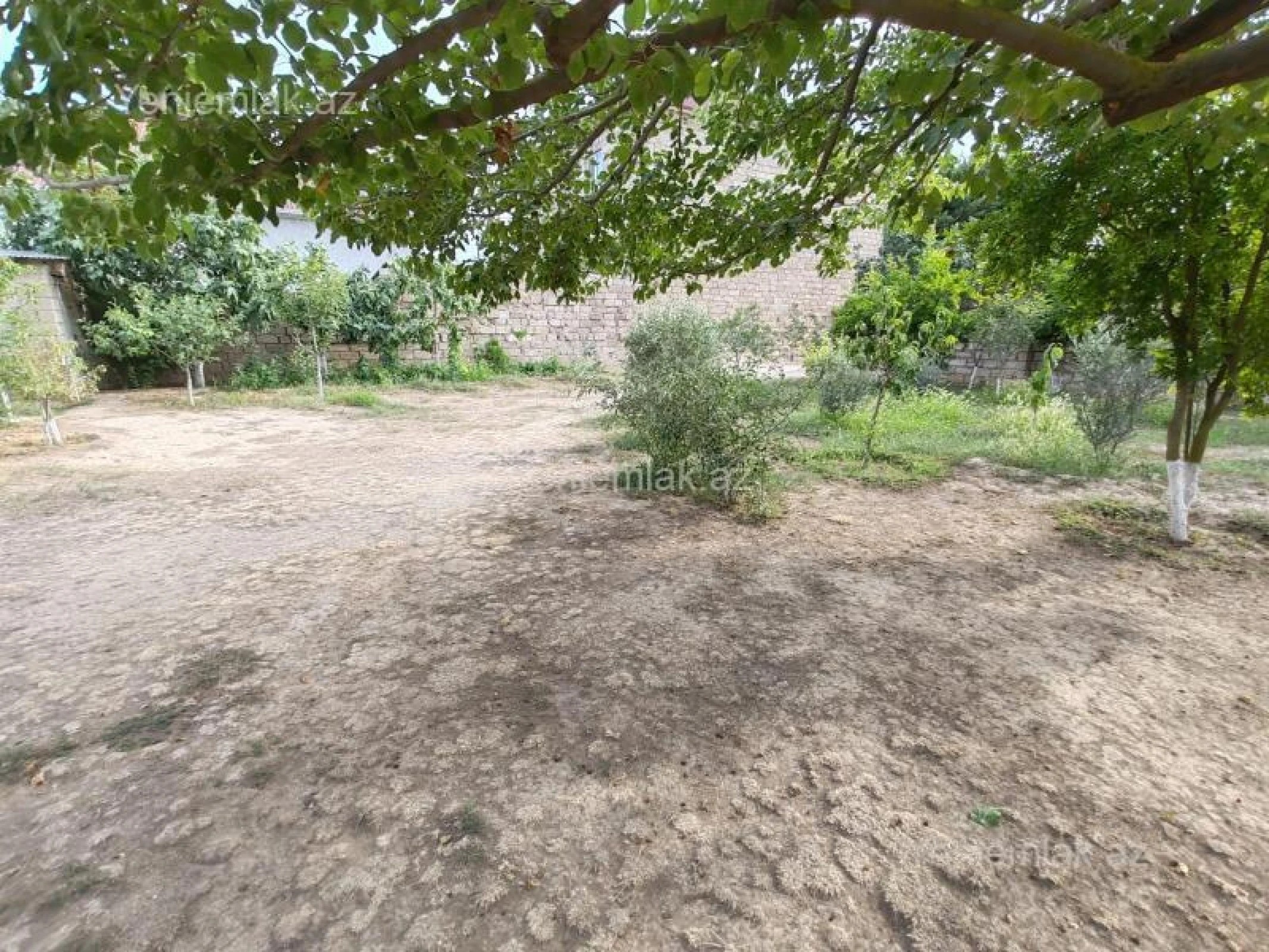 Satılır 4 otaqlı həyət evi 140 m²