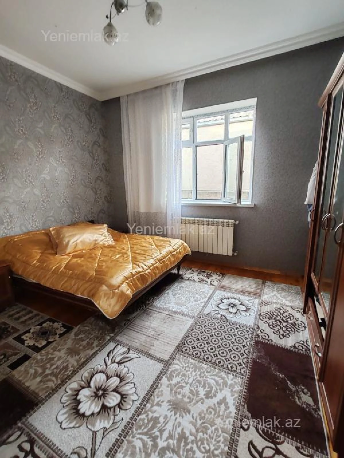 Satılır 4 otaqlı həyət evi 140 m²