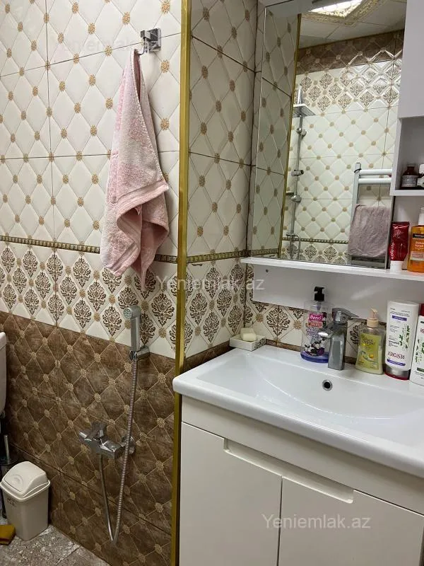 Satılır 3 otaqlı yeni tikili 85 m²