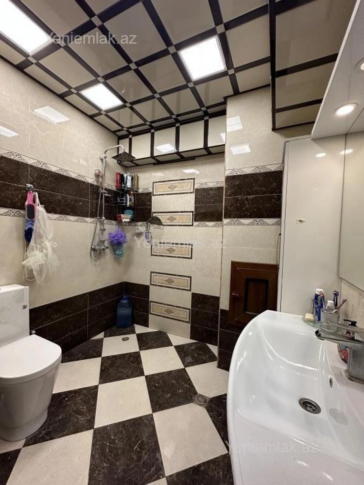 Satılır 2 otaqlı yeni tikili 83 m²