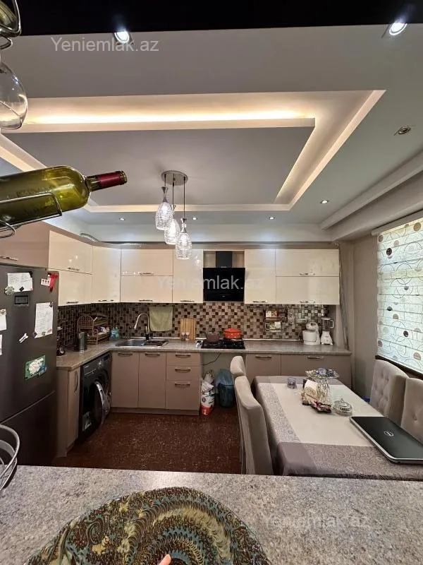 Satılır 2 otaqlı yeni tikili 83 m²