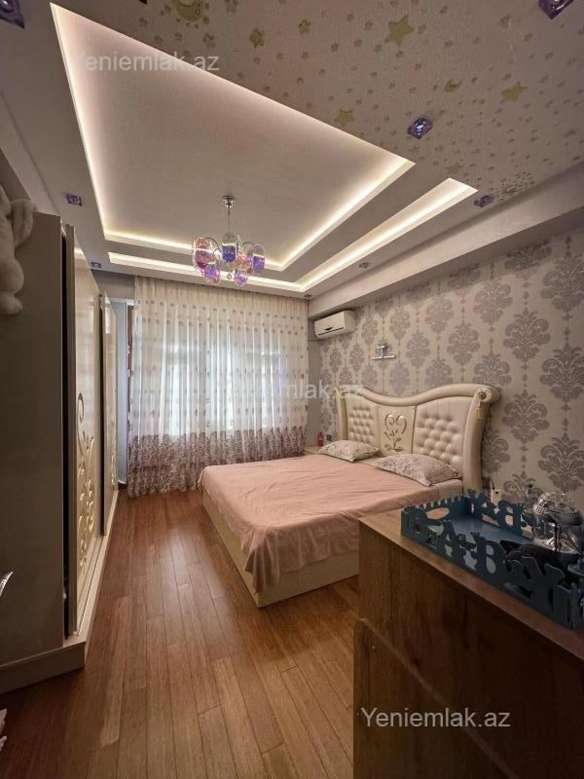 Satılır 2 otaqlı yeni tikili 83 m²