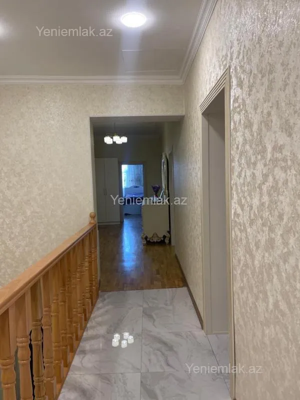 Satılır 5 otaqlı həyət evi 190 m²