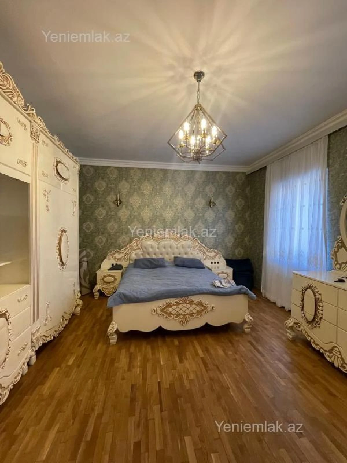 Satılır 5 otaqlı həyət evi 190 m²