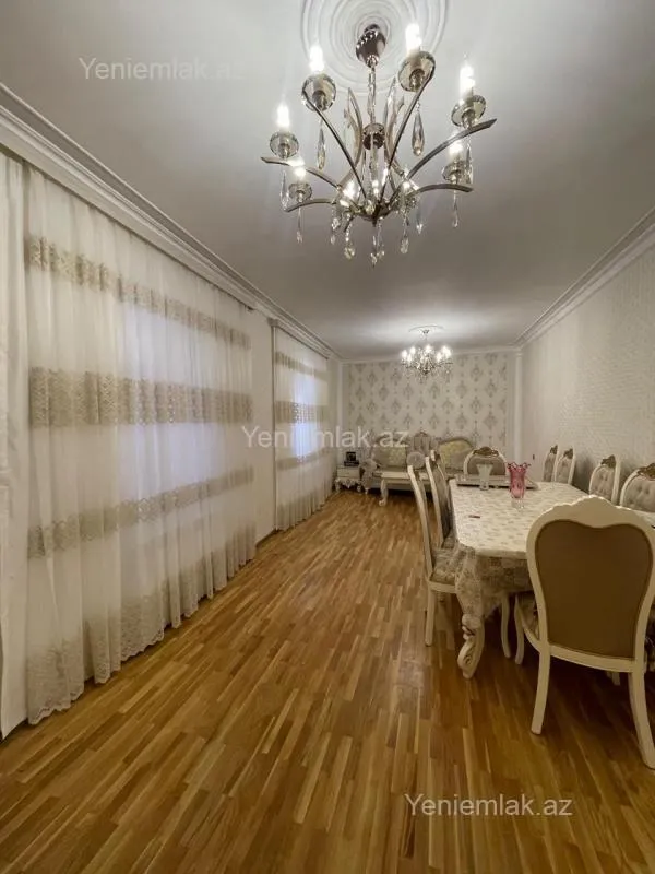 Satılır 5 otaqlı həyət evi 190 m²