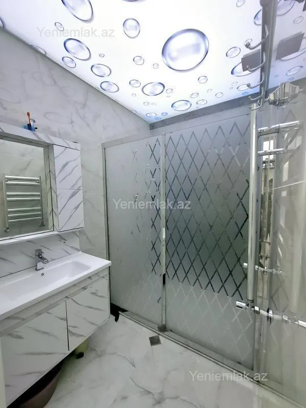 Satılır 3 otaqlı yeni tikili 140 m²