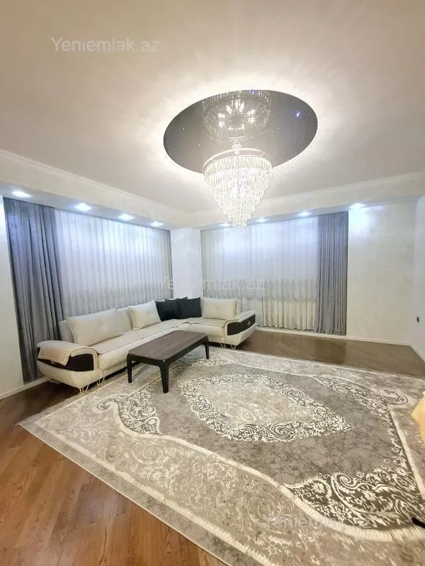 Satılır 3 otaqlı yeni tikili 140 m²