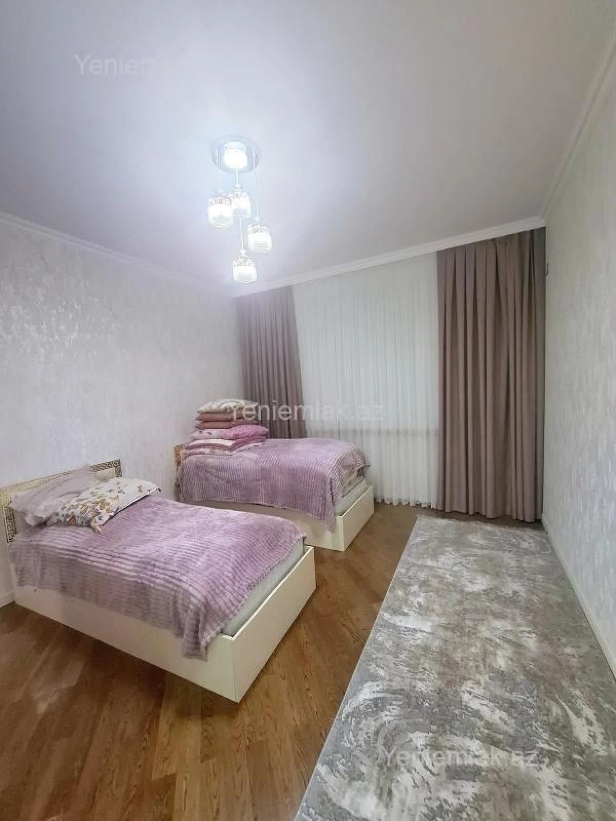 Satılır 3 otaqlı yeni tikili 140 m²