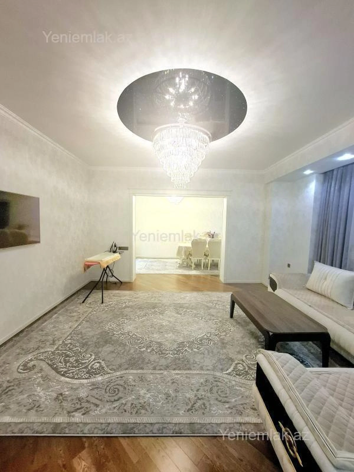 Satılır 3 otaqlı yeni tikili 140 m²