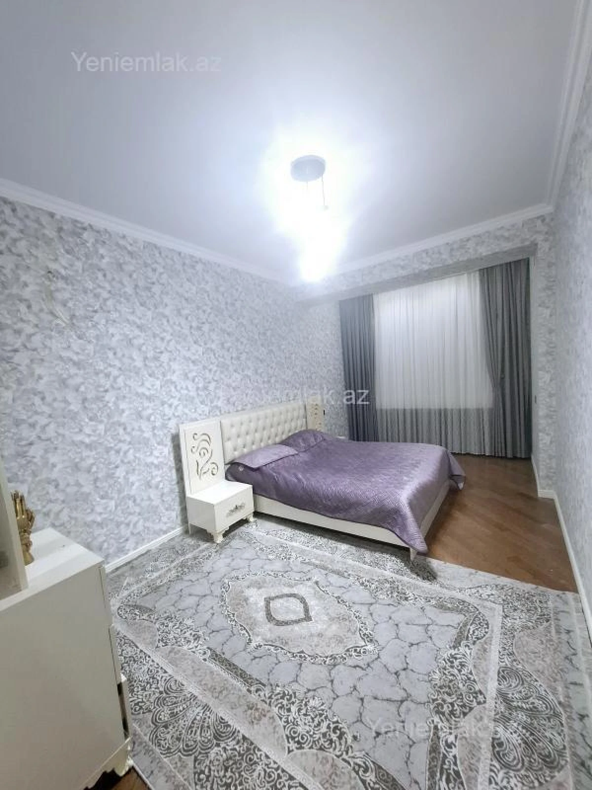 Satılır 3 otaqlı yeni tikili 140 m²