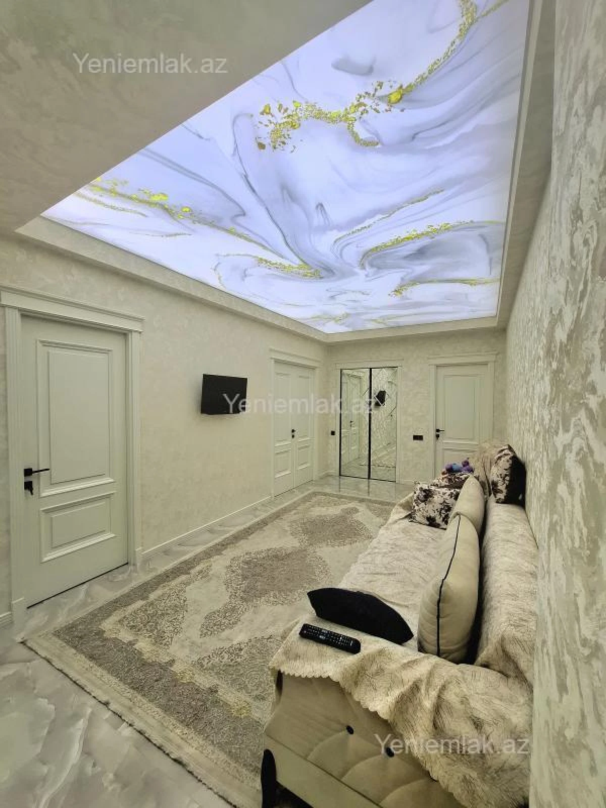 Satılır 3 otaqlı yeni tikili 140 m²