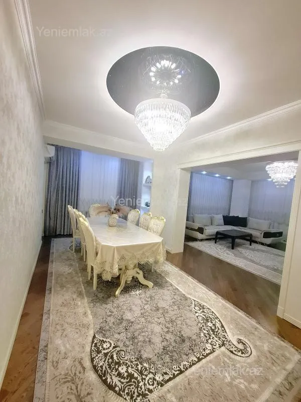 Satılır 3 otaqlı yeni tikili 140 m²