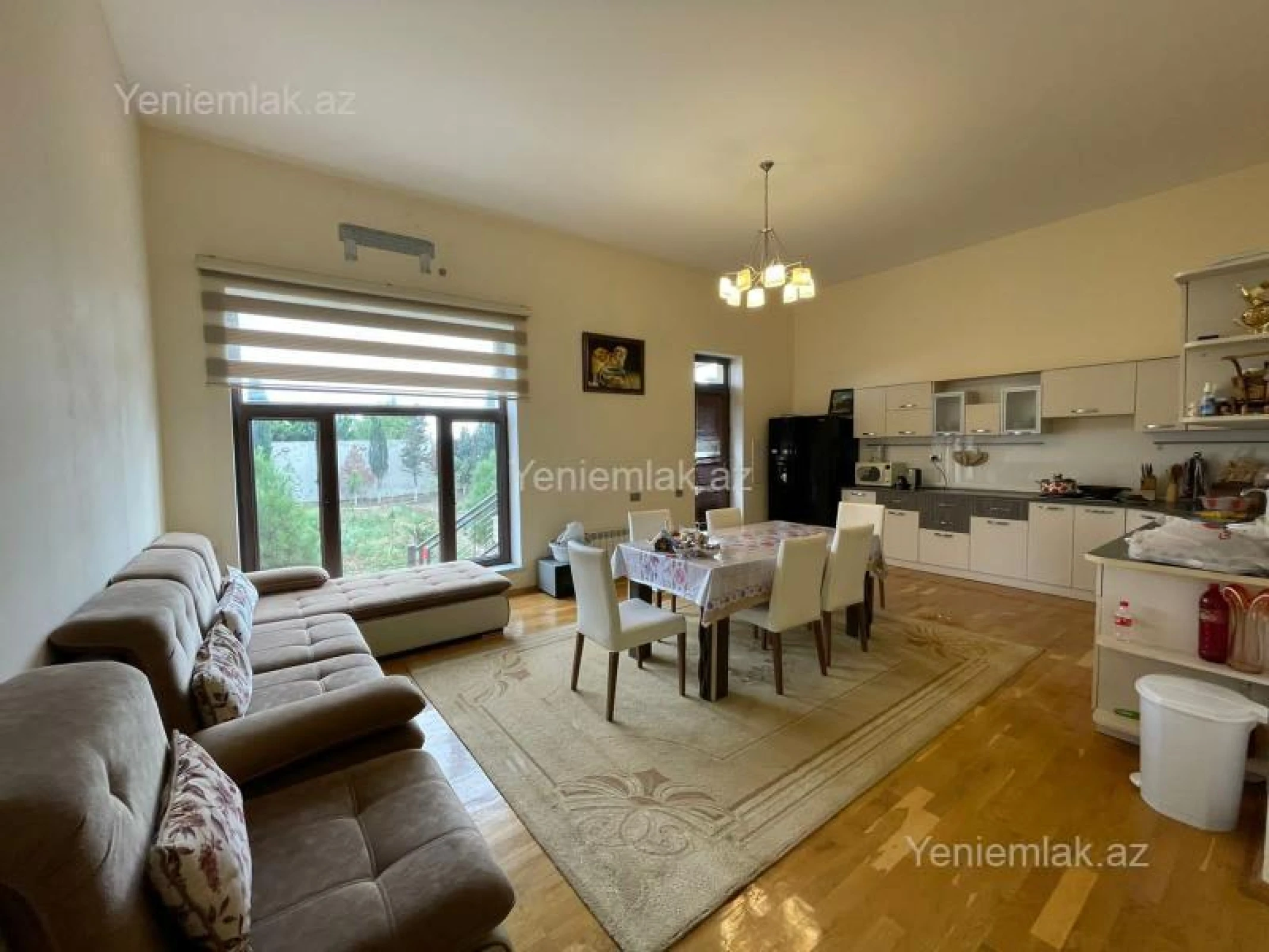 Satılır 6 otaqlı həyət evi 500 m²