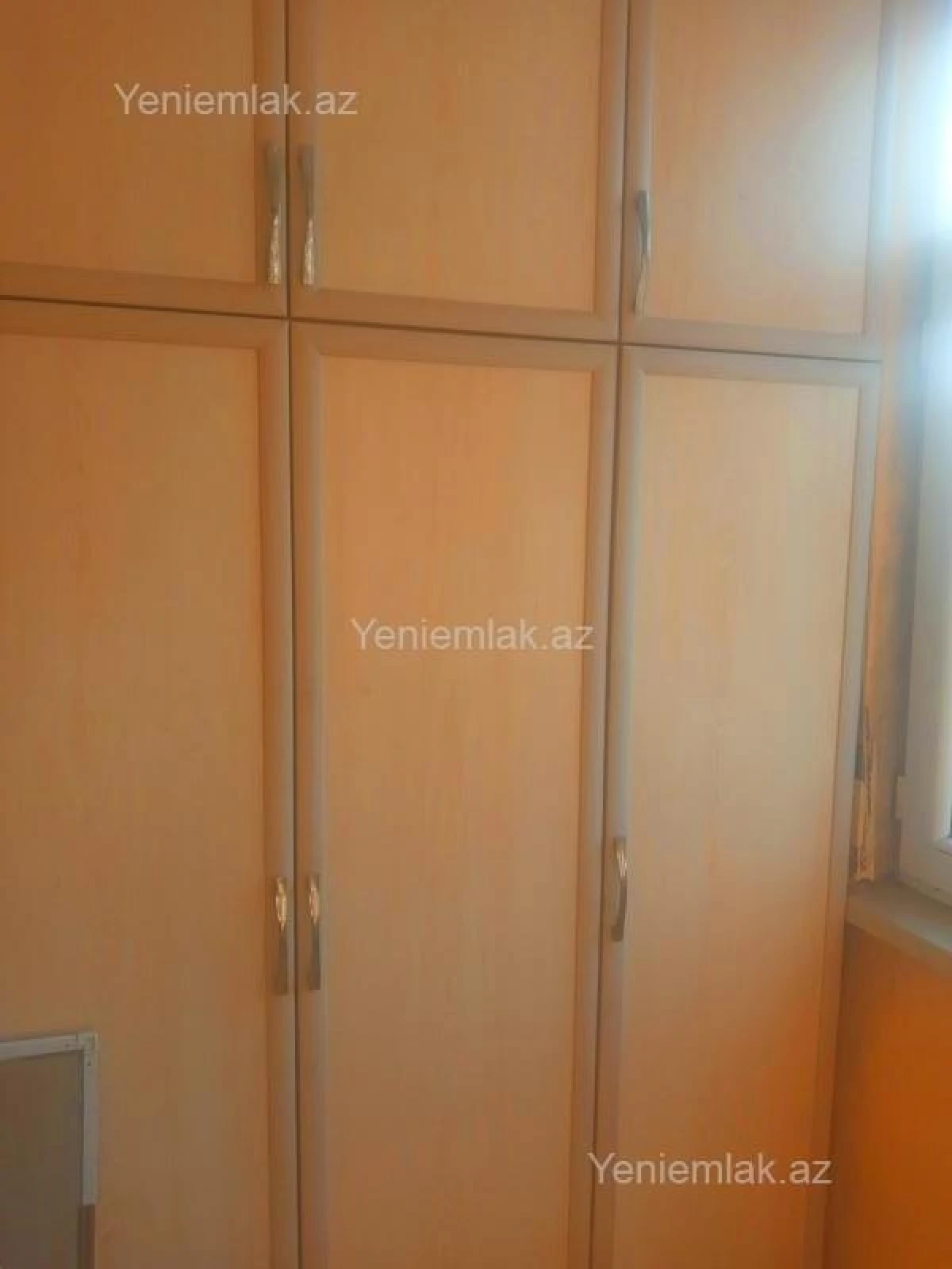 Satılır 3 otaqlı köhnə tikili 64 m²