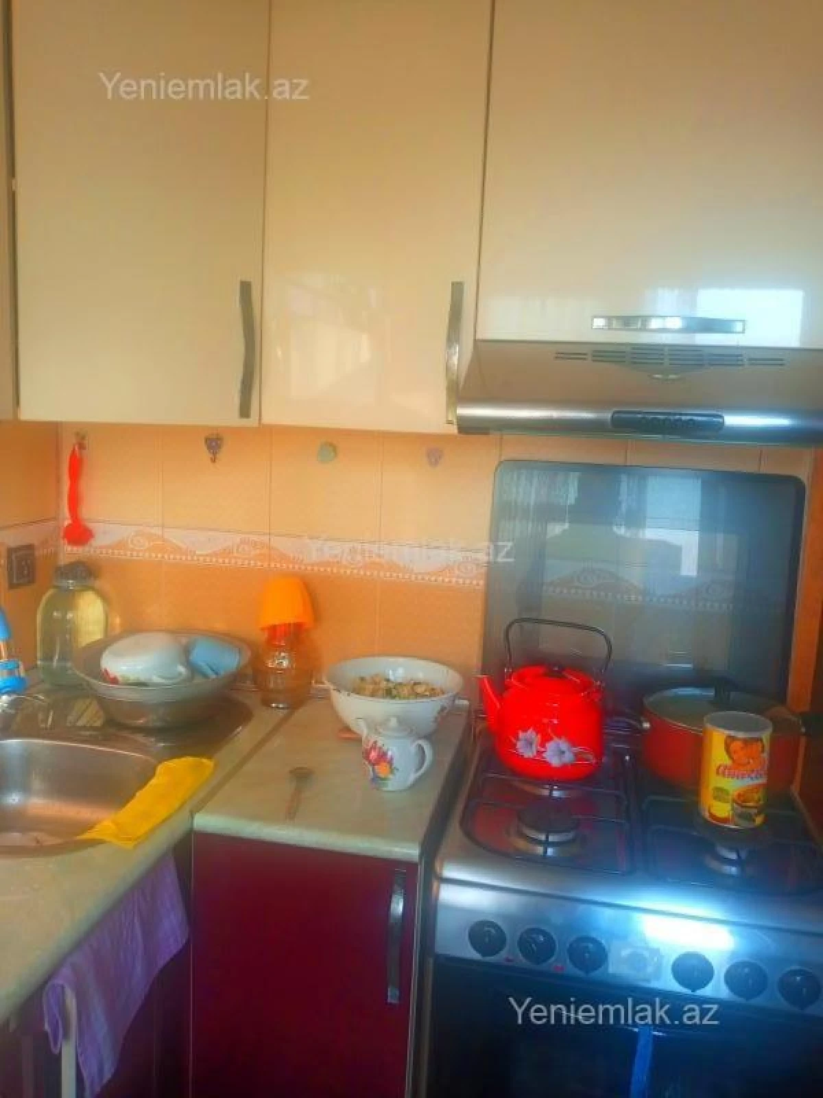 Satılır 3 otaqlı köhnə tikili 64 m²