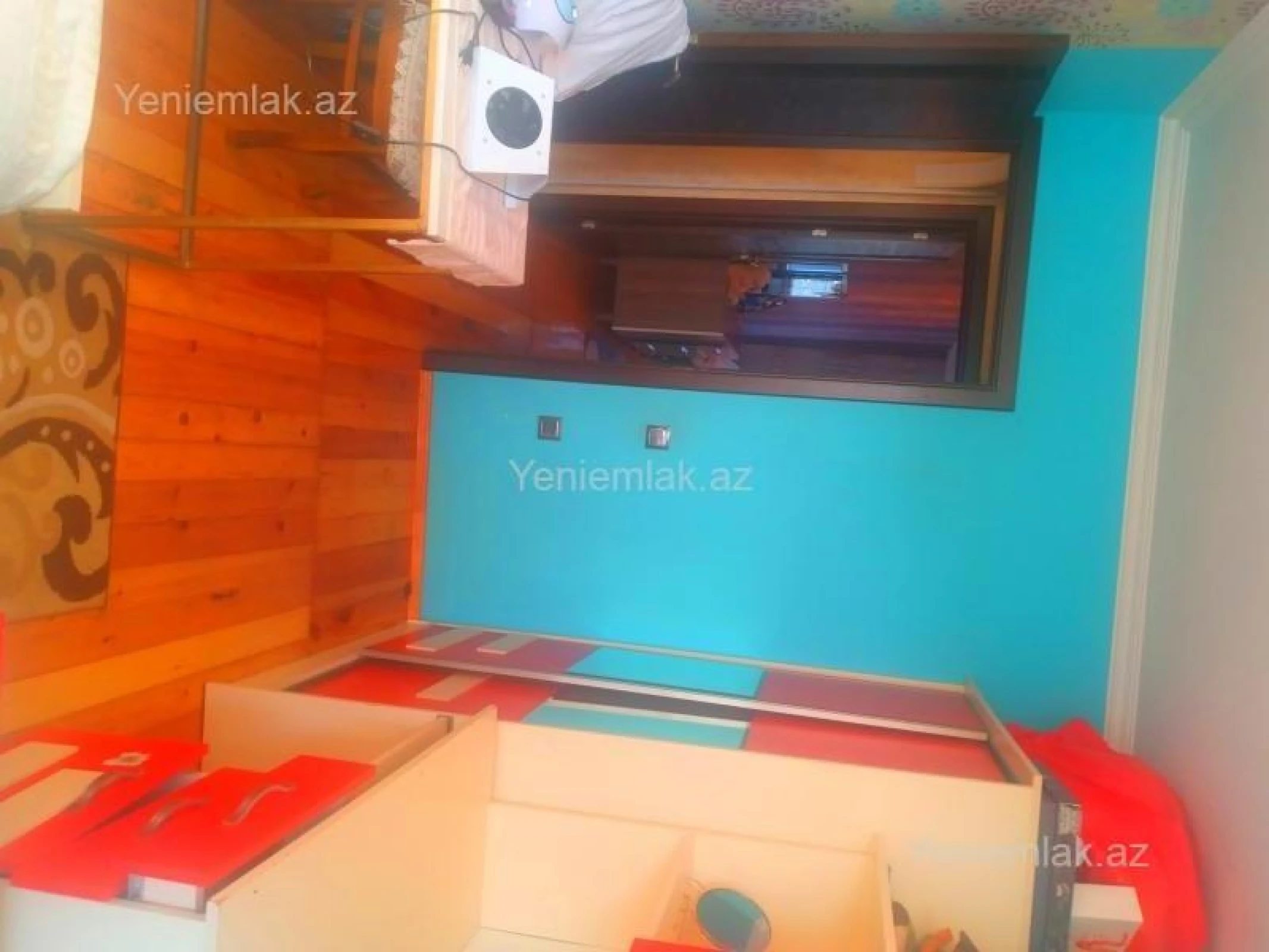 Satılır 3 otaqlı köhnə tikili 64 m²