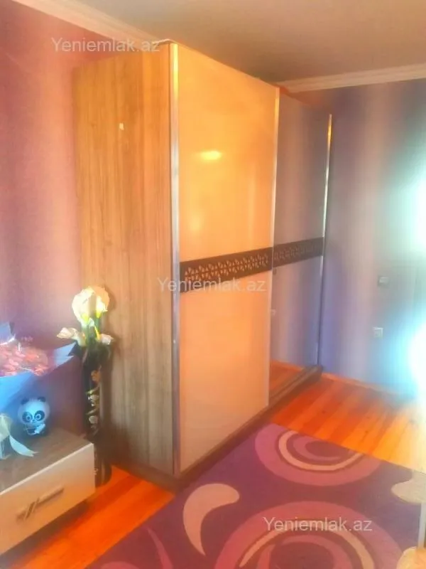 Satılır 3 otaqlı köhnə tikili 64 m²