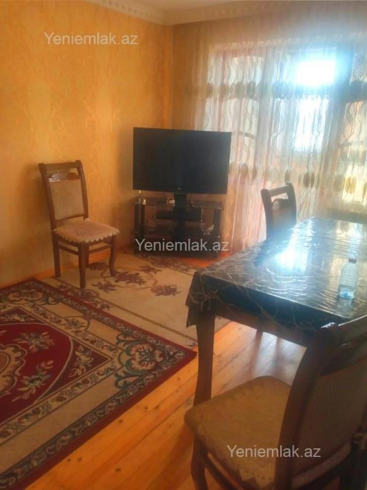 Satılır 3 otaqlı köhnə tikili 64 m²