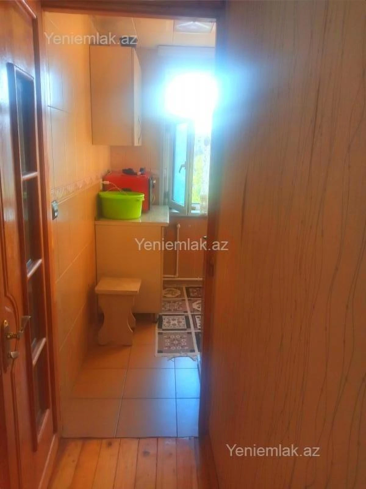 Satılır 3 otaqlı köhnə tikili 64 m²