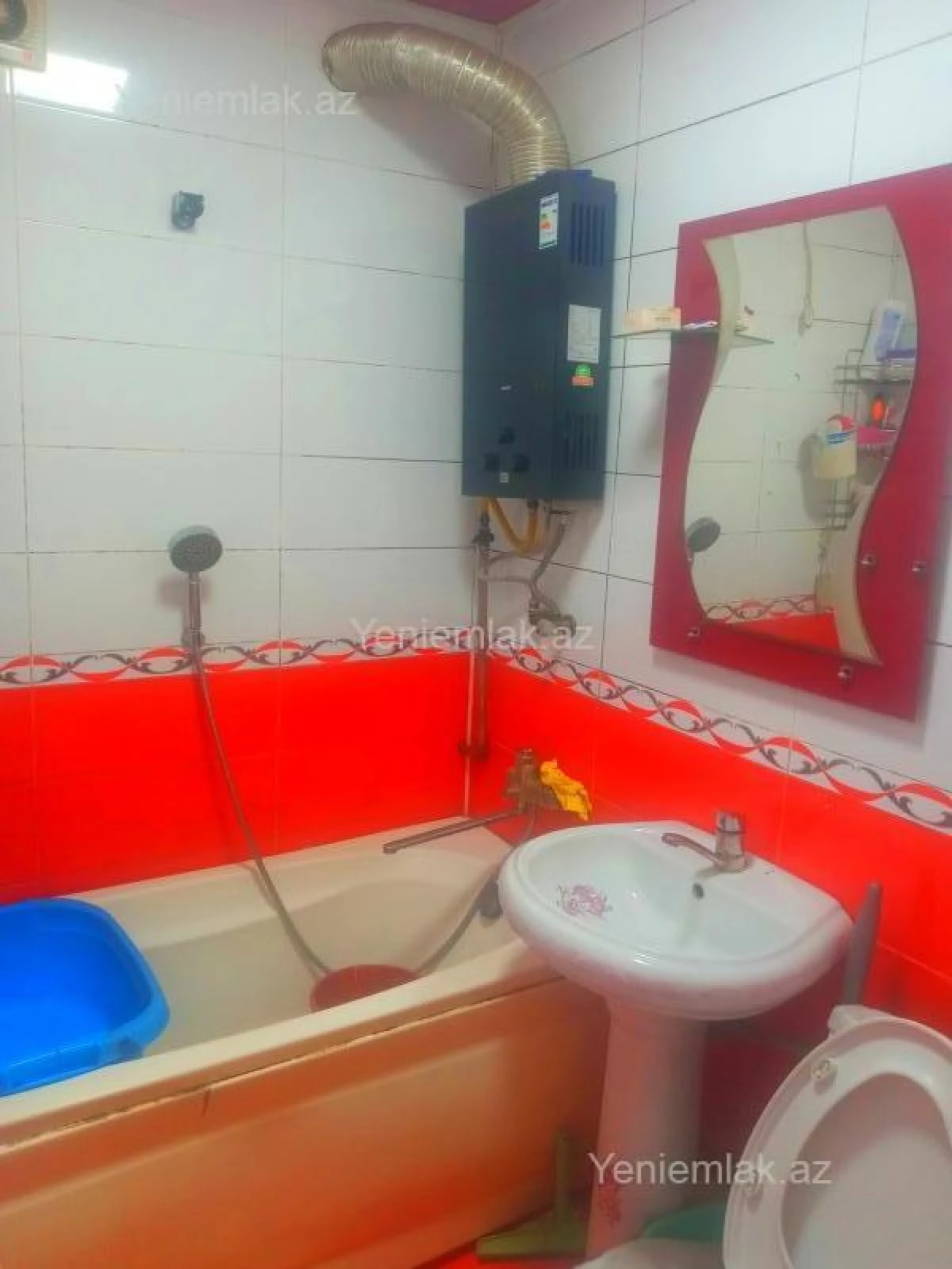 Satılır 3 otaqlı köhnə tikili 64 m²
