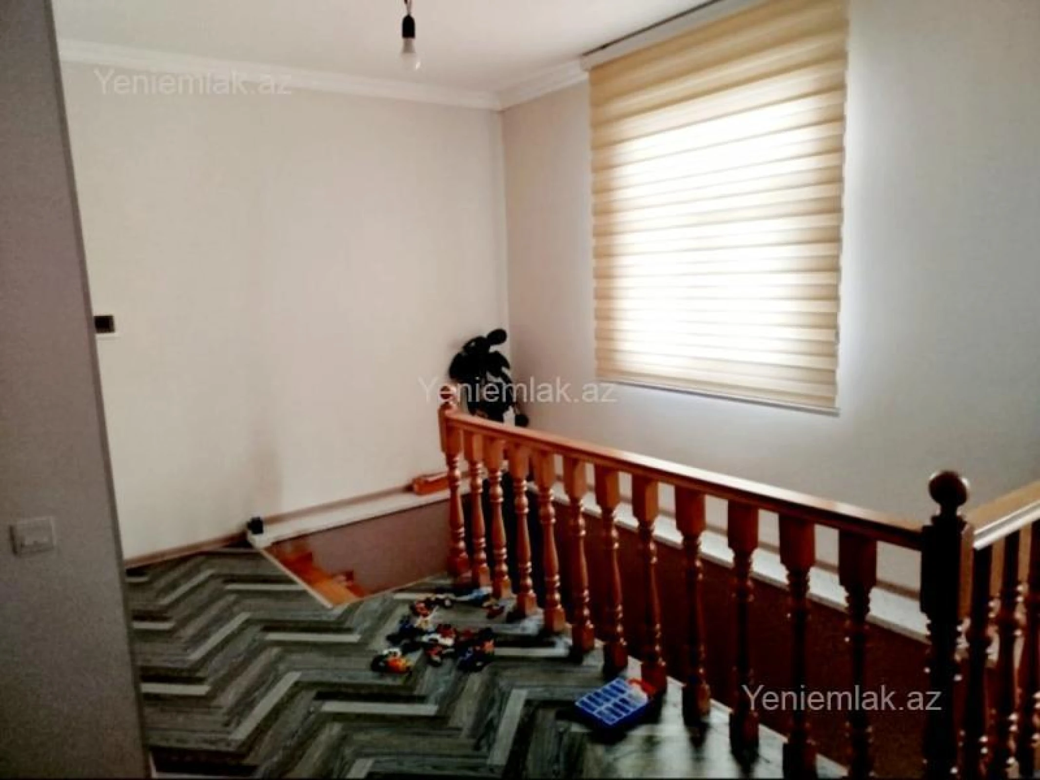 Satılır 5 otaqlı həyət evi 160 m²