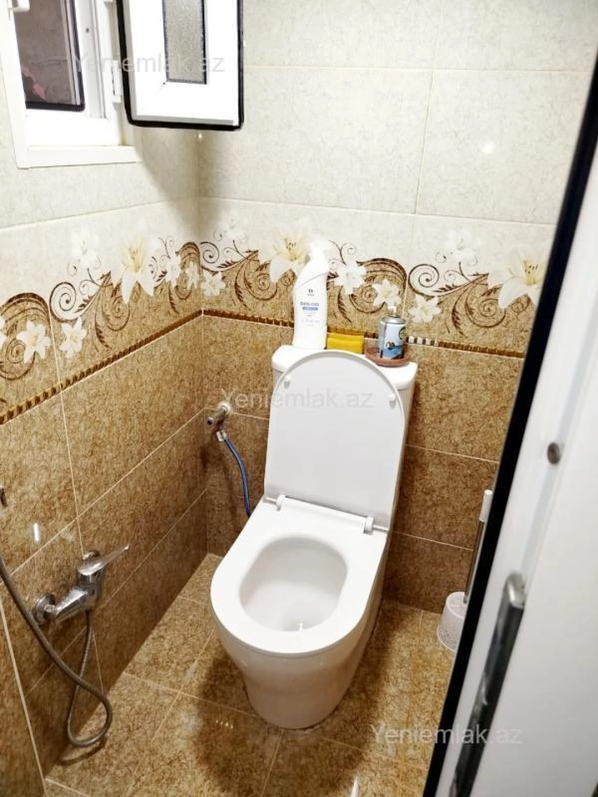 Satılır 5 otaqlı həyət evi 160 m²