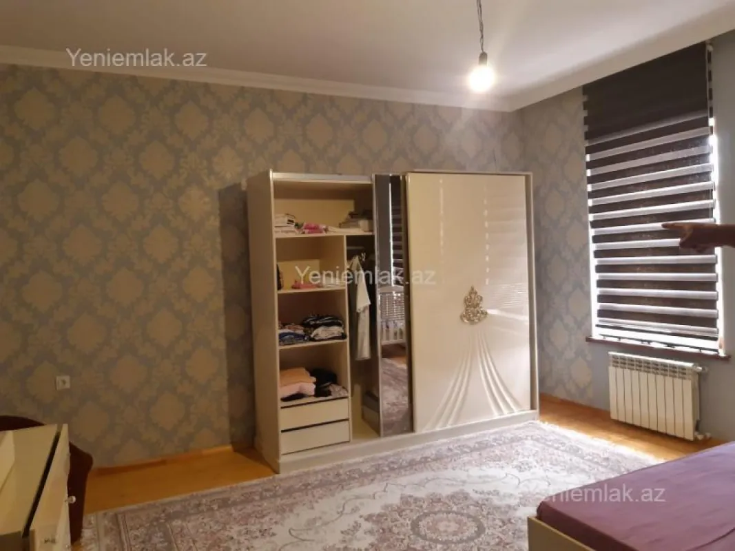 Satılır 6 otaqlı həyət evi 360 m²