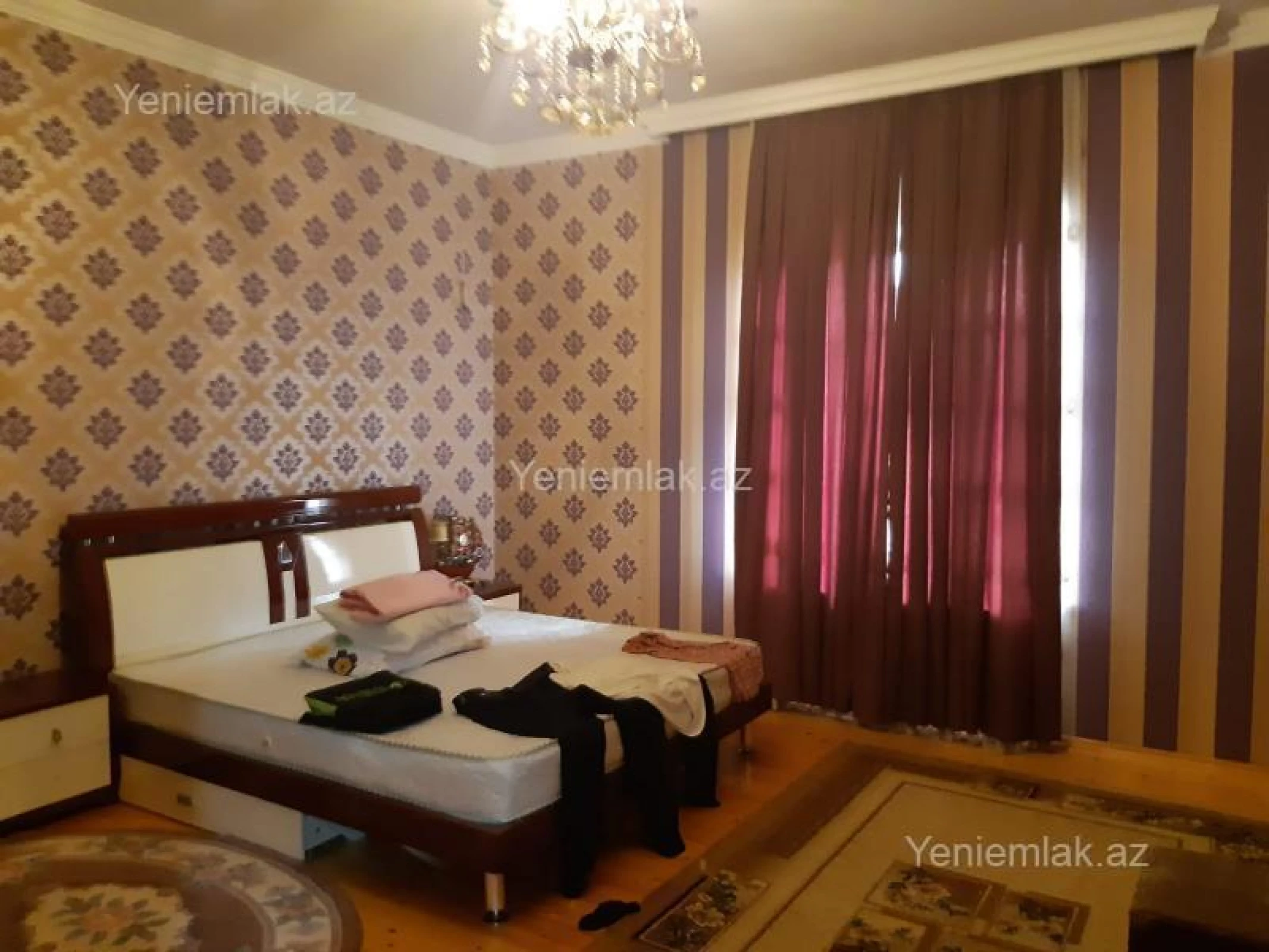 Satılır 6 otaqlı həyət evi 360 m²