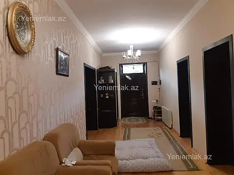 Satılır 6 otaqlı həyət evi 360 m²