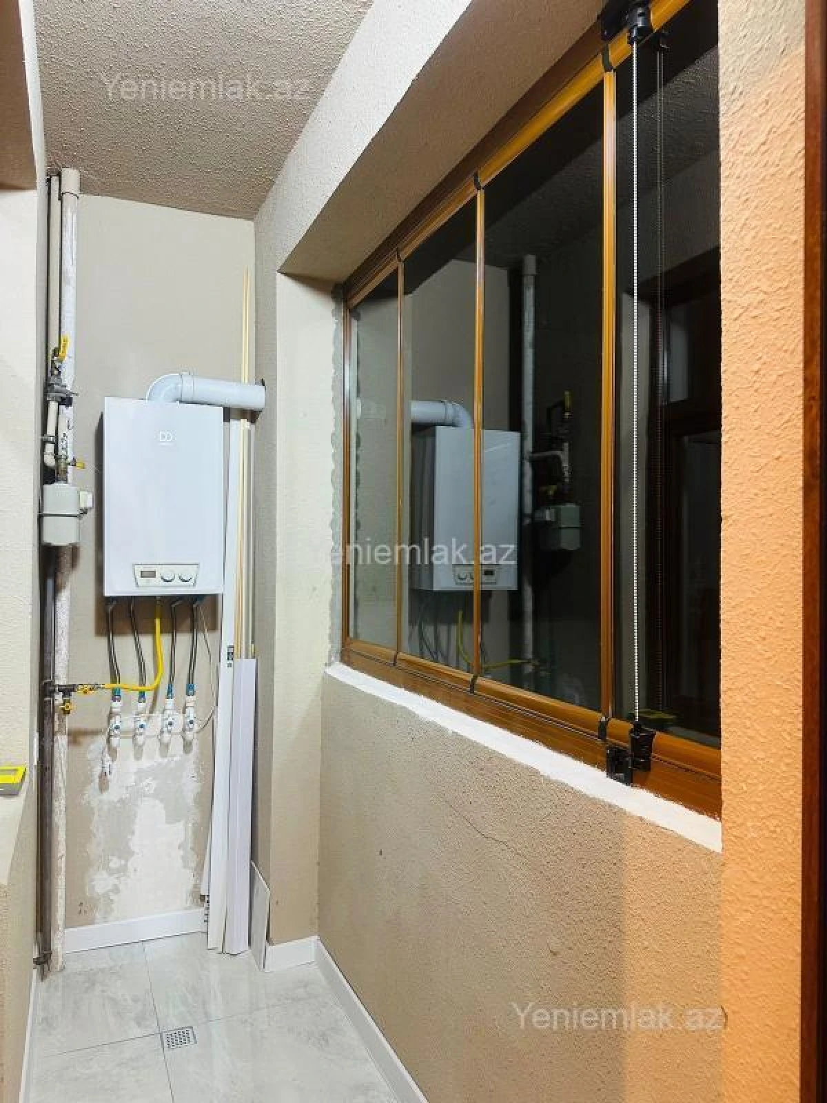 Satılır 1 otaqlı yeni tikili 43 m²