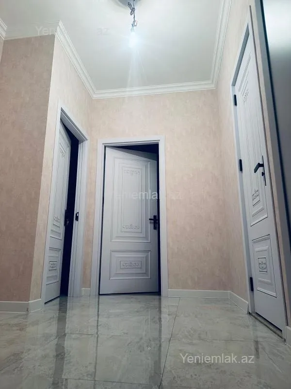 Satılır 1 otaqlı yeni tikili 43 m²