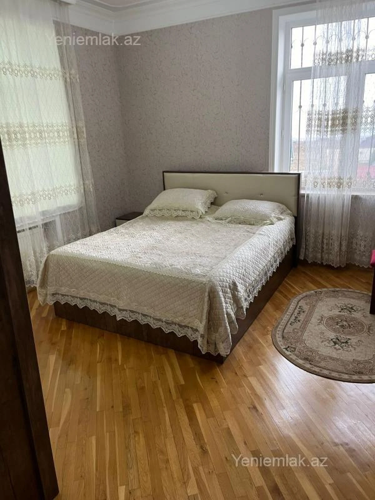 Satılır 5 otaqlı həyət evi 250 m²